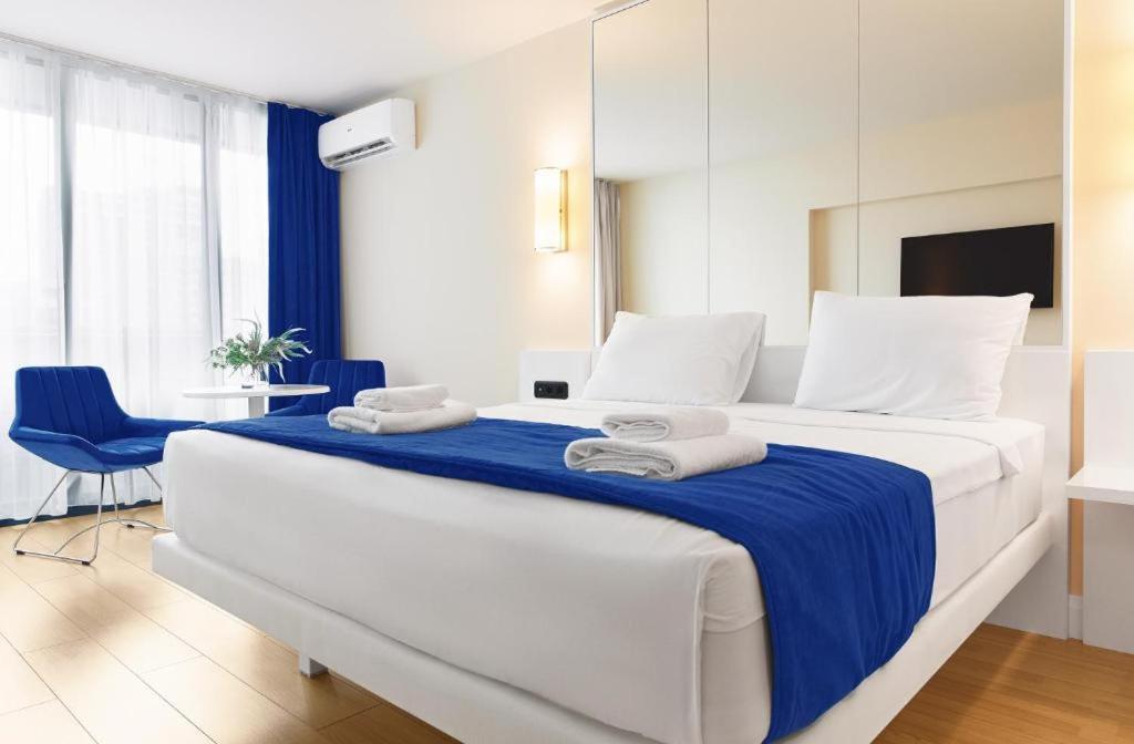 Aparthotel Best House Orbi City Batumi Exterior foto