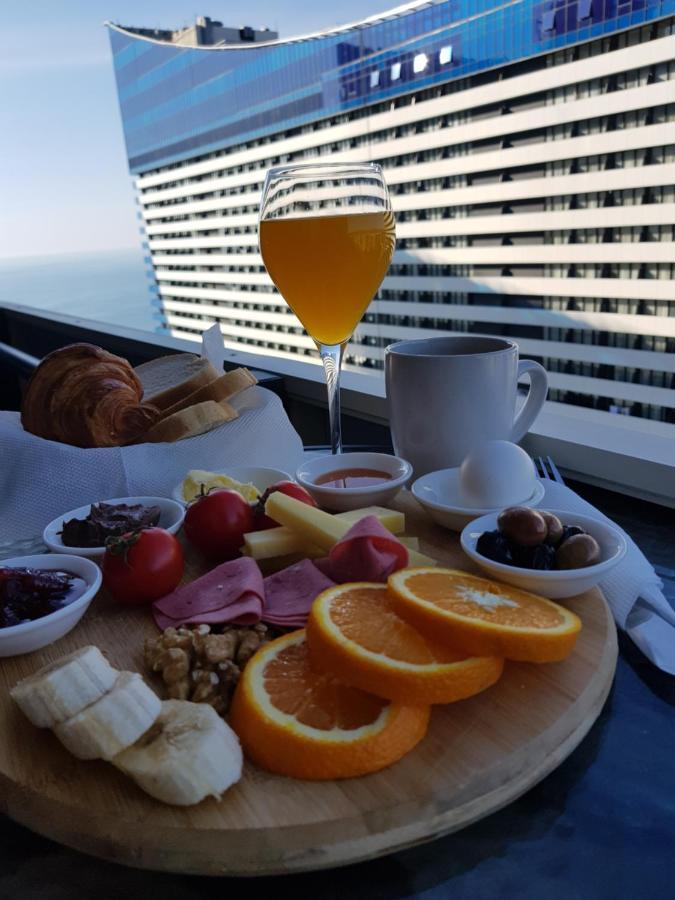Aparthotel Best House Orbi City Batumi Exterior foto