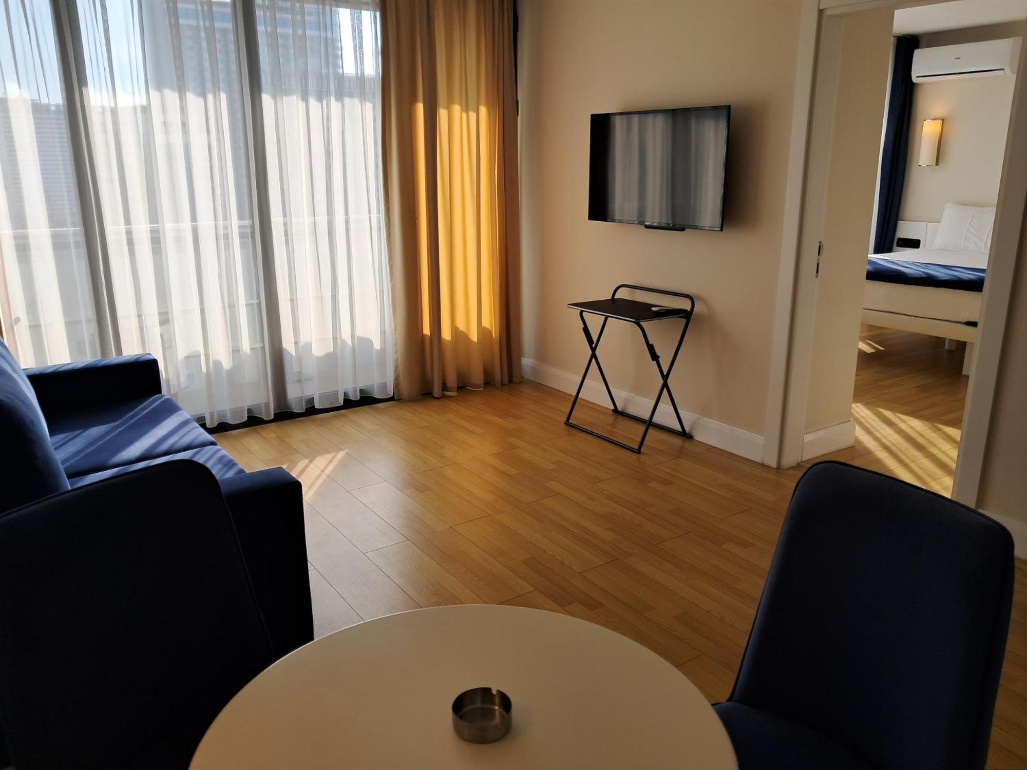 Aparthotel Best House Orbi City Batumi Exterior foto
