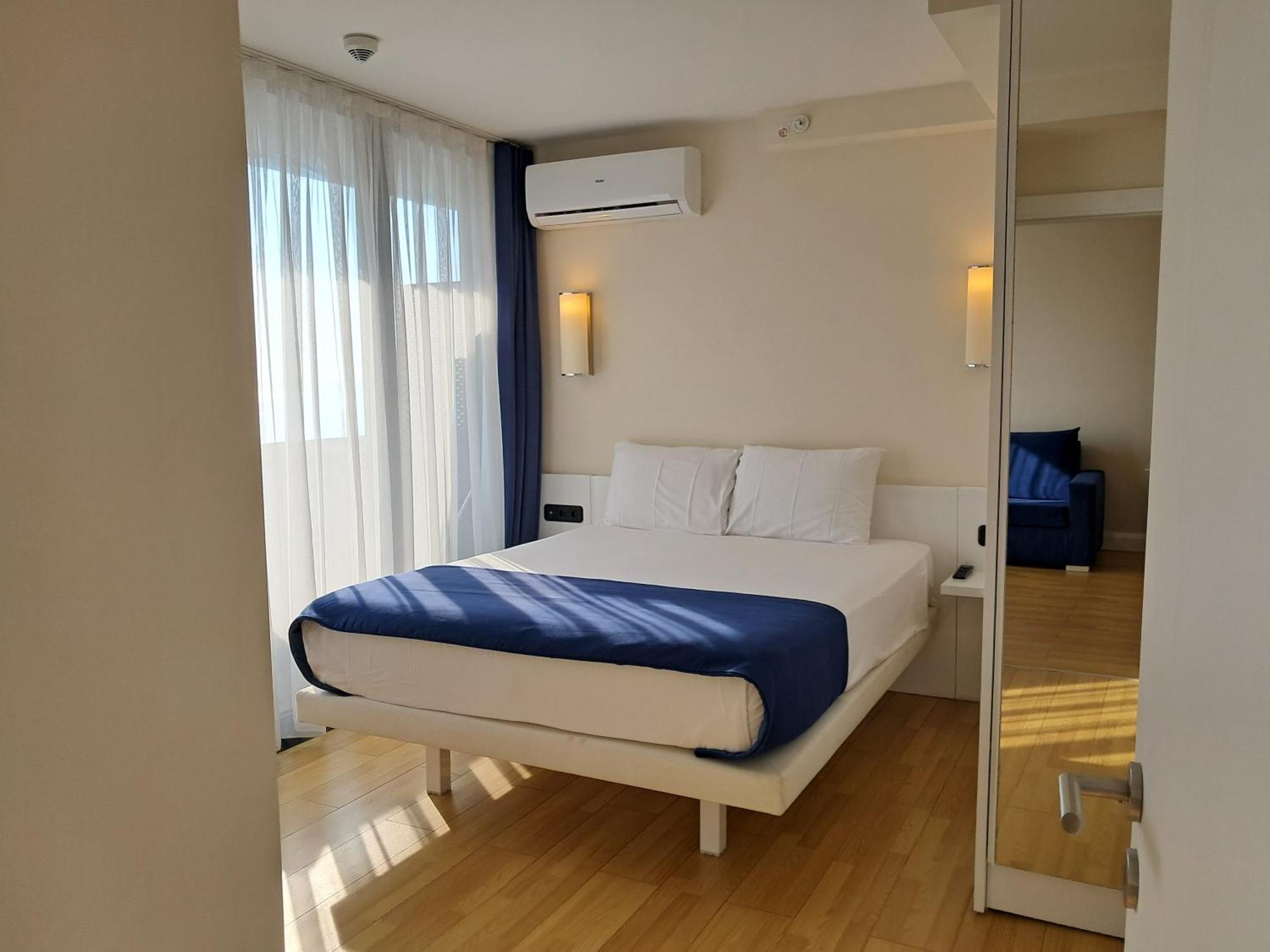 Aparthotel Best House Orbi City Batumi Exterior foto